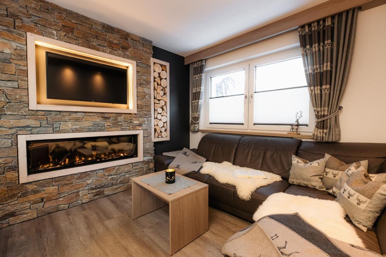 Alpen Apartments Austria Berwang Esterno foto