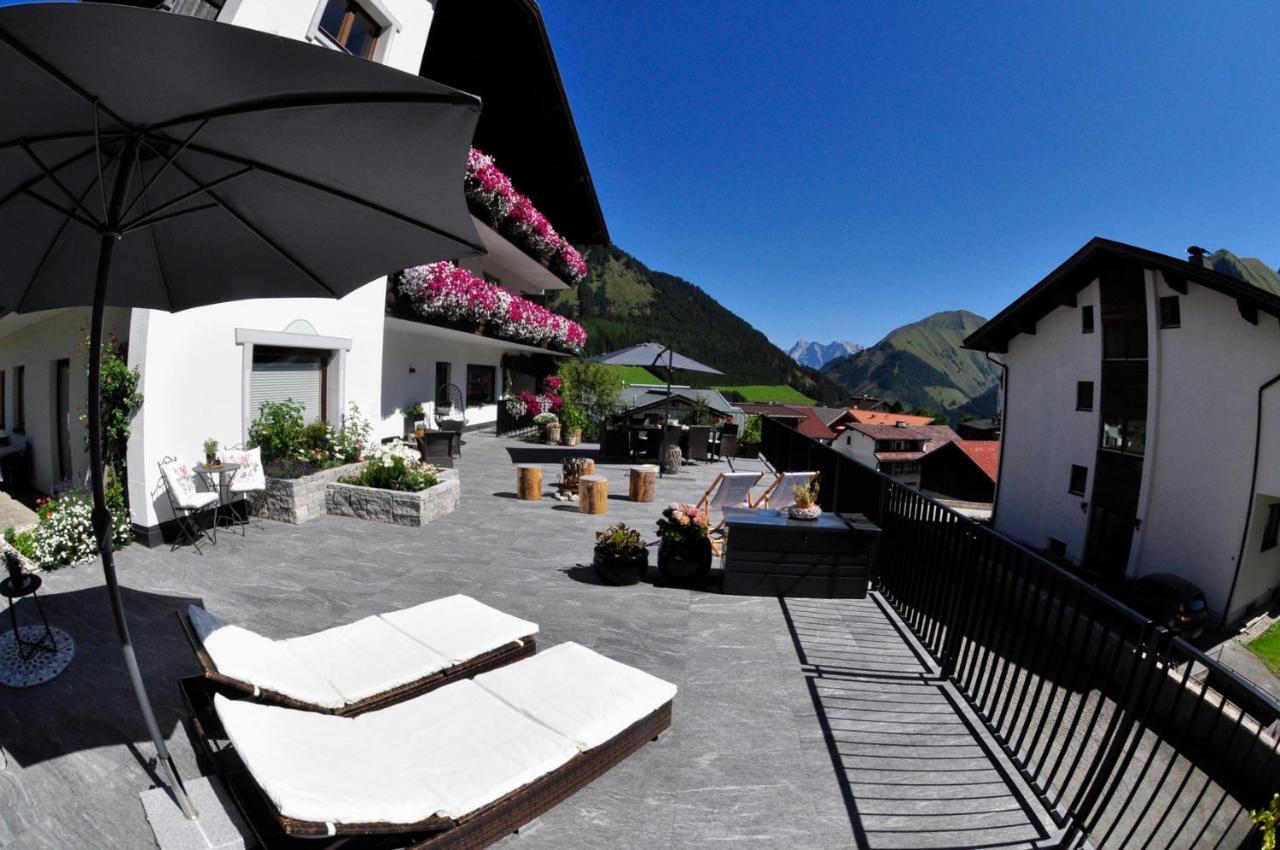 Alpen Apartments Austria Berwang Esterno foto