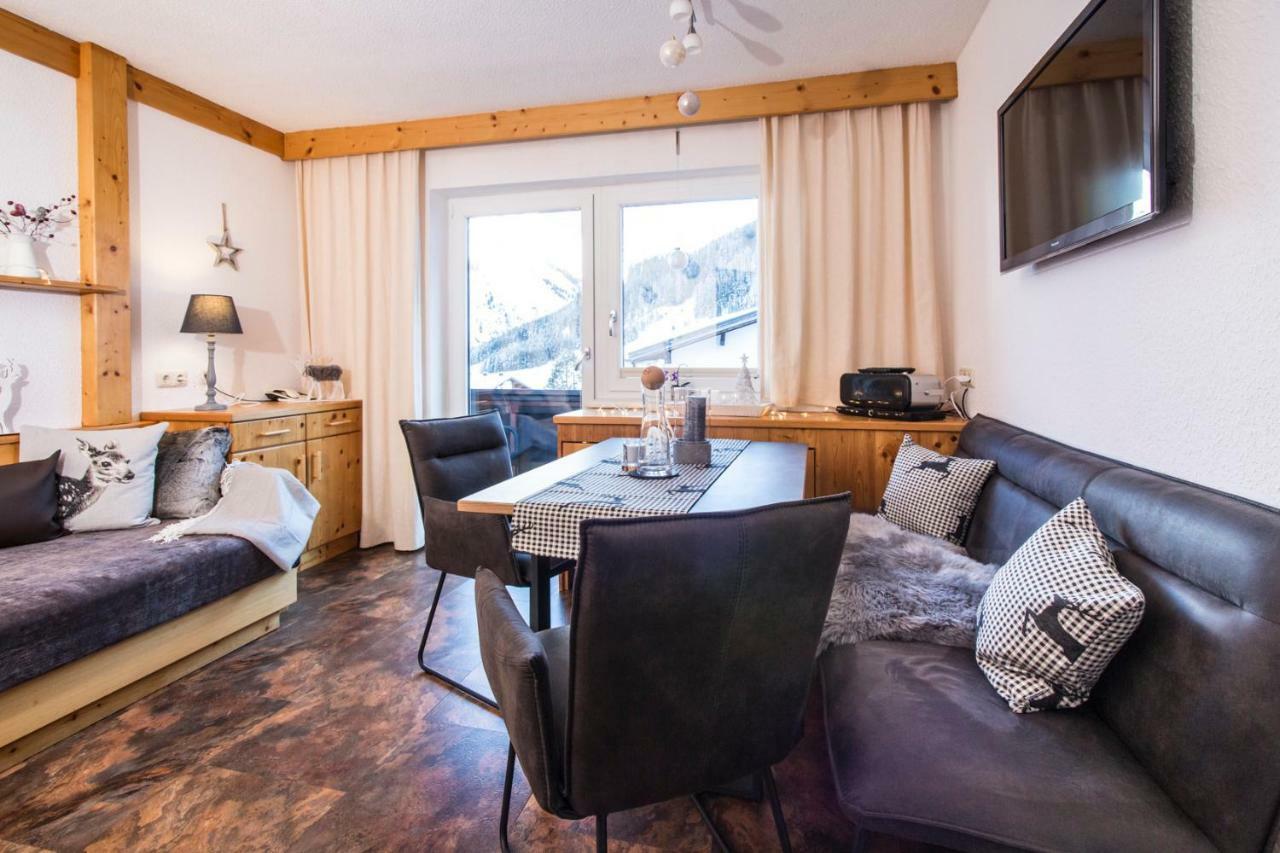 Alpen Apartments Austria Berwang Esterno foto