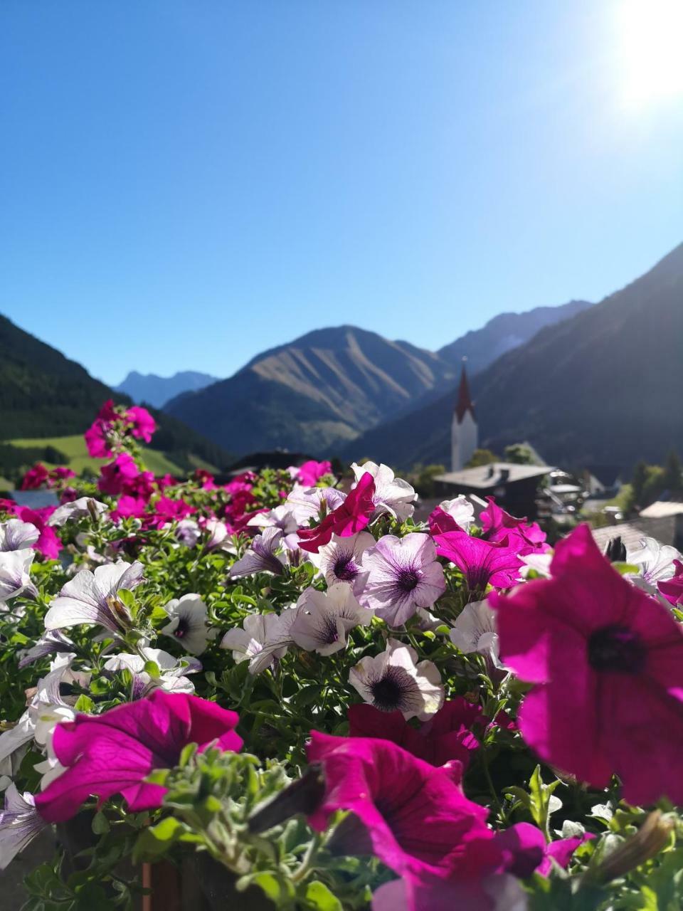 Alpen Apartments Austria Berwang Esterno foto